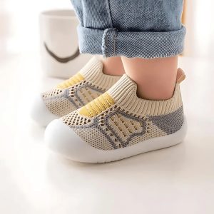 Beebi esimese sammu sussid - Libisemisvastased, kootud puuvill, 6-24 kuud | MESHSTEPS